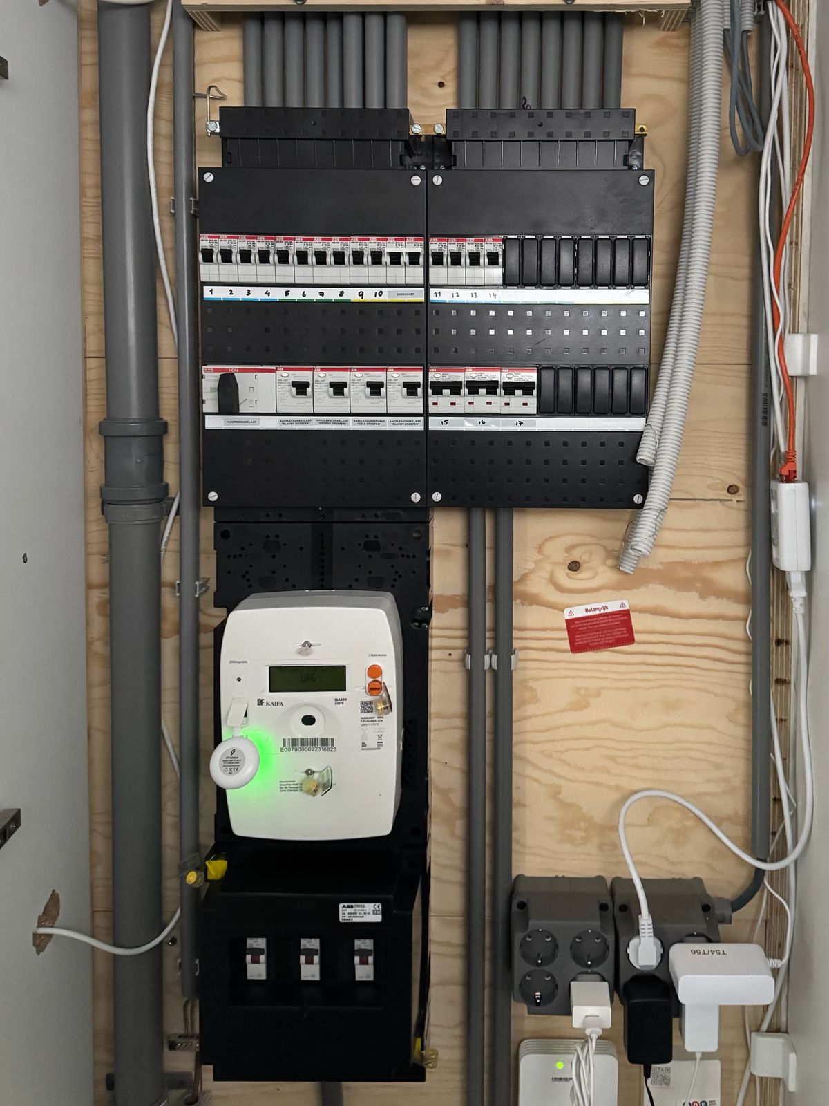 Nieuwe groepenkast geplaatst met ABB componenten – elektrotechniek Nieuwegein